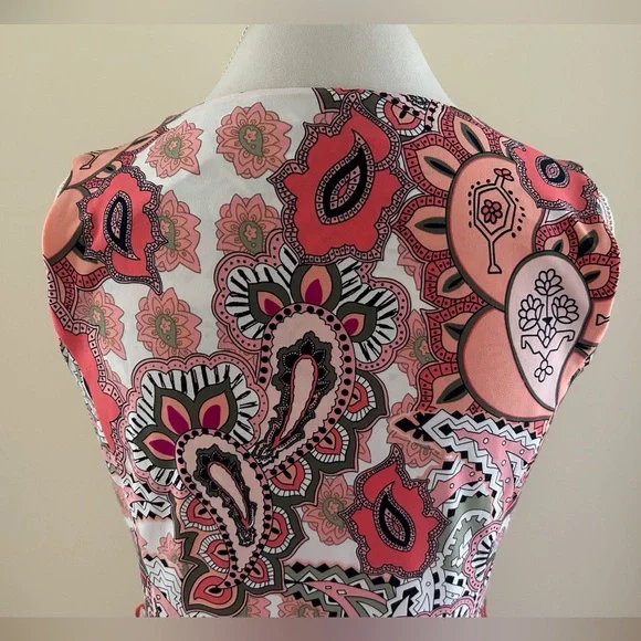 Pretty Paisley Print Dress - Picture 5 of 6